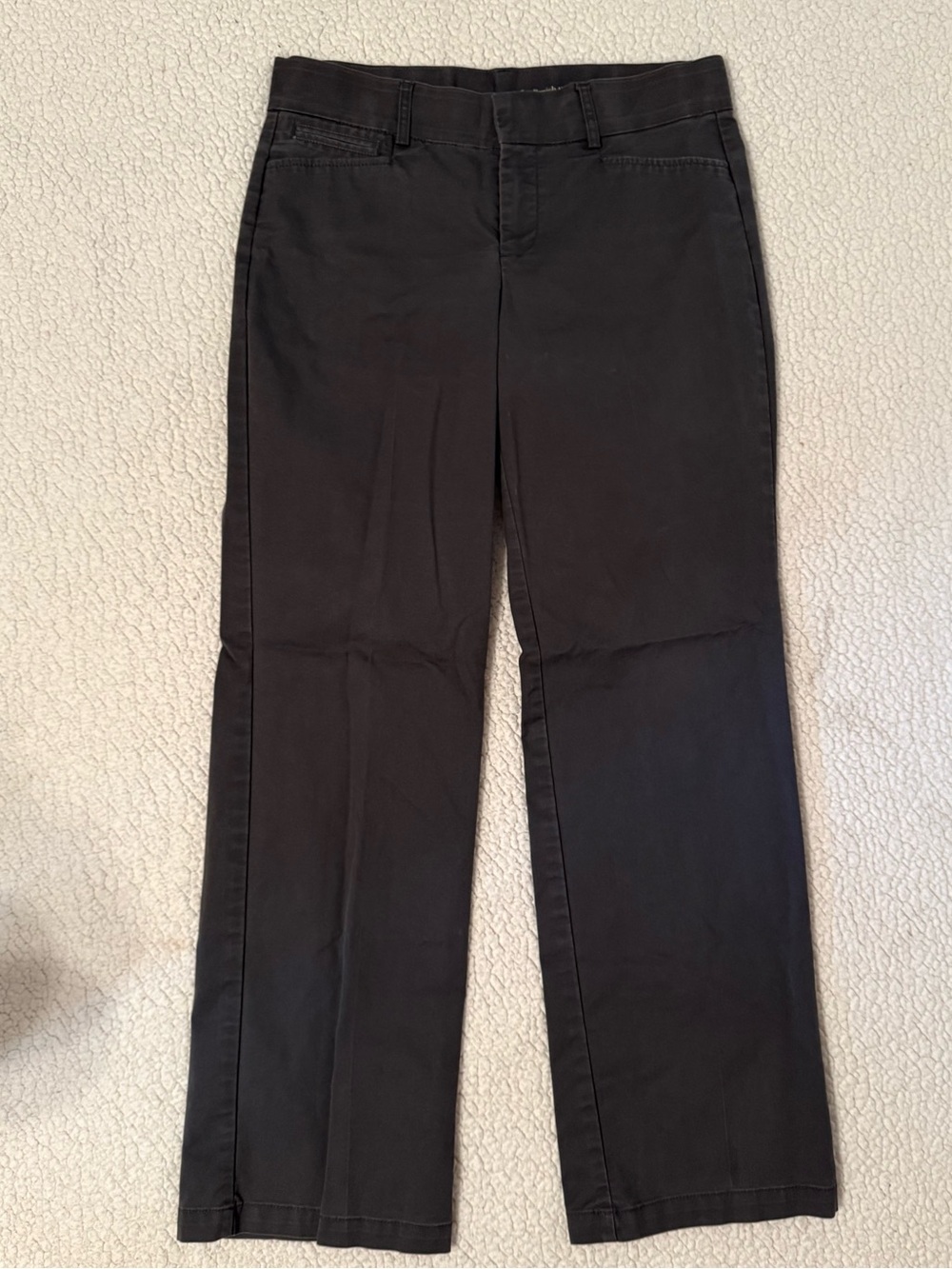 Dockers boot cut pants size 8 Gray 30” inseam